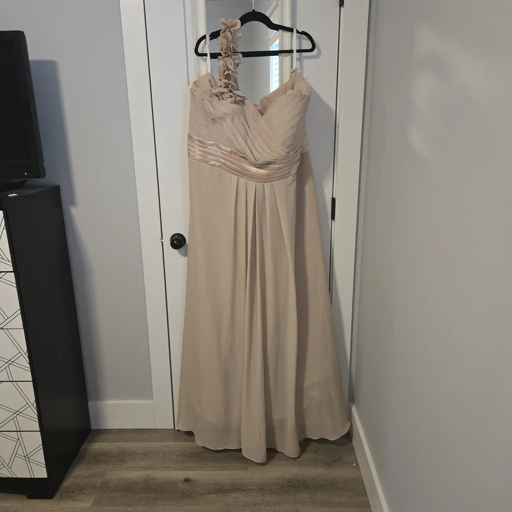 NWT One-Shoulder Dress - Picture 2 of 7
